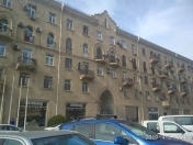 İcarəyə verilir 2 otaqlı 60 m2 köhnə tikili 28 May m.