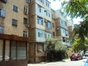 İcarəyə verilir 2 otaqlı 60 m2 köhnə tikili Dəmirçi Plaza