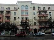 İcarəyə verilir 3 otaqlı 85 m2 köhnə tikili Nəriman Nərimanov m.