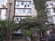 Satılır 3 otaqlı 64 m2 köhnə tikili Y.Günəşli