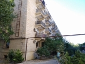 İcarəyə verilir 2 otaqlı 100 m2 köhnə tikili İçəri Şəhər m.