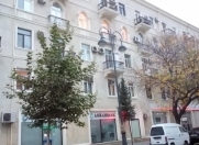 İcarəyə verilir 3 otaqlı 80 m2 köhnə tikili Landmark