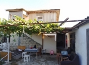 Satılır 4 otaqlı 3600 m2 obyekt Neftçala