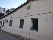 Satılır 9 otaqlı 150 m2 həyət evi Sevinc k/t