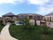 Satılır 4 otaqlı 330 m2 bağ evi Mərdəkan