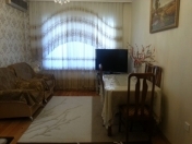 Satılır 2 otaqlı 55 m2 köhnə tikili Ukrayna dairəsi