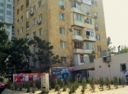 Satılır 2 otaqlı 52 m2 köhnə tikili İnşaatçılar m.