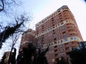 İcarəyə verilir 4 otaqlı 180 m2 yeni tikili Nəsimi r.