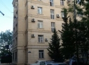 İcarəyə verilir 2 otaqlı 60 m2 köhnə tikili 28 May m.