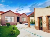 Satılır 4 otaqlı 170 m2 bağ evi Mərdəkan