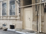 Satılır 1 otaqlı 20 m2 köhnə tikili Sahil m.