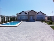 Satılır 4 otaqlı 285 m2 bağ evi Mərdəkan