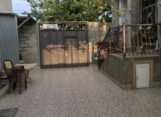 Satılır 4 otaqlı 120 m2 həyət evi Qaraçuxur