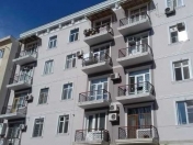 İcarəyə verilir 3 otaqlı 60 m2 köhnə tikili 28 May m.
