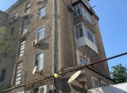 Satılır 3 otaqlı 56 m2 köhnə tikili Memarlıq və İnşaat Universiteti