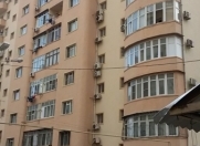 İcarəyə verilir 3 otaqlı 80 m2 köhnə tikili Heydər Əliyev Mərkəzi