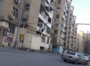 Satılır 3 otaqlı 80 m2 köhnə tikili İnşaatçılar m.