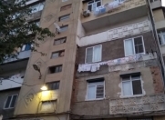Satılır 2 otaqlı 52 m2 köhnə tikili Əhmədli m.