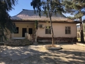 Satılır 4 otaqlı 3000 m2 bağ evi Mərdəkan