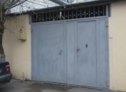 İcarəyə verilir 6 otaqlı 250 m2 həyət evi Tibb Universiteti