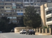 İcarəyə verilir 4 otaqlı 120 m2 köhnə tikili Gənclik m.