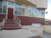 İcarəyə verilir 4 otaqlı 220 m2 ofis Elmlər Akademiyası m.