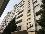 İcarəyə verilir 4 otaqlı 95 m2 köhnə tikili Şah İsmayıl Xətai m.