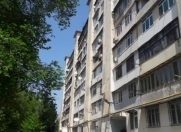 Satılır 2 otaqlı 50 m2 köhnə tikili İnşaatçılar m.