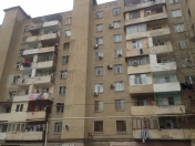 Satılır 4 otaqlı 90 m2 köhnə tikili Əhmədli m.