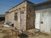 Satılır 3 otaqlı 400 m2 obyekt Qobu