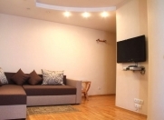 İcarəyə verilir 3 otaqlı 115 m2 yeni tikili 28 May m.