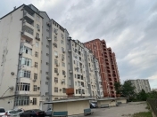 Satılır 3 otaqlı 77 m2 köhnə tikili Elmlər Akademiyası m.