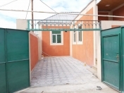 Satılır 3 otaqlı 90 m2 həyət evi Ramana
