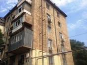 Satılır 2 otaqlı 55 m2 köhnə tikili Nizami m.