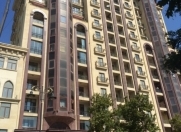 Satılır 5 otaqlı 650 m2 yeni tikili Səməd Vurğun parkı