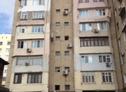 Satılır 2 otaqlı 50 m2 köhnə tikili Əhmədli m.