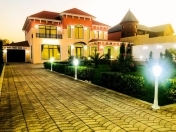 Satılır 6 otaqlı 450 m2 bağ evi Mərdəkan