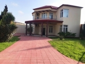 Satılır 4 otaqlı 240 m2 bağ evi Mərdəkan