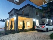 Satılır 5 otaqlı 260 m2 bağ evi Mərdəkan