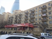 İcarəyə verilir 3 otaqlı 75 m2 köhnə tikili Səbail r.