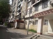 Satılır 4 otaqlı 100 m2 köhnə tikili İnşaatçılar m.