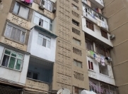 Satılır 3 otaqlı 80 m2 köhnə tikili İnşaatçılar m.