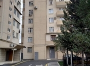 Satılır 3 otaqlı 80 m2 köhnə tikili İnşaatçılar m.