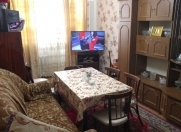 Satılır 4 otaqlı 85 m2 köhnə tikili Əhmədli m.