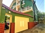 Satılır 13 otaqlı 650 m2 obyekt Elmlər Akademiyası m.