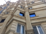 Satılır 4 otaqlı 115 m2 köhnə tikili Nizami m.