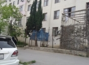 Satılır 3 otaqlı 74 m2 köhnə tikili İnşaatçılar m.