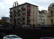 Satılır 3 otaqlı 74 m2 köhnə tikili Rusiya səfirliyi