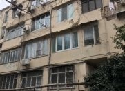 Satılır 1 otaqlı 34 m2 köhnə tikili İnşaatçılar m.