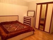 Satılır 2 otaqlı 50 m2 köhnə tikili Azneft meydanı